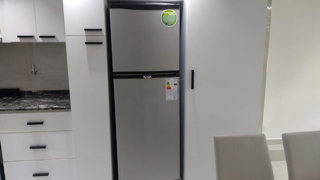 Amplio Departamento Balcon Pleno Centro Peatonal Appartement Mendoza Buitenkant foto