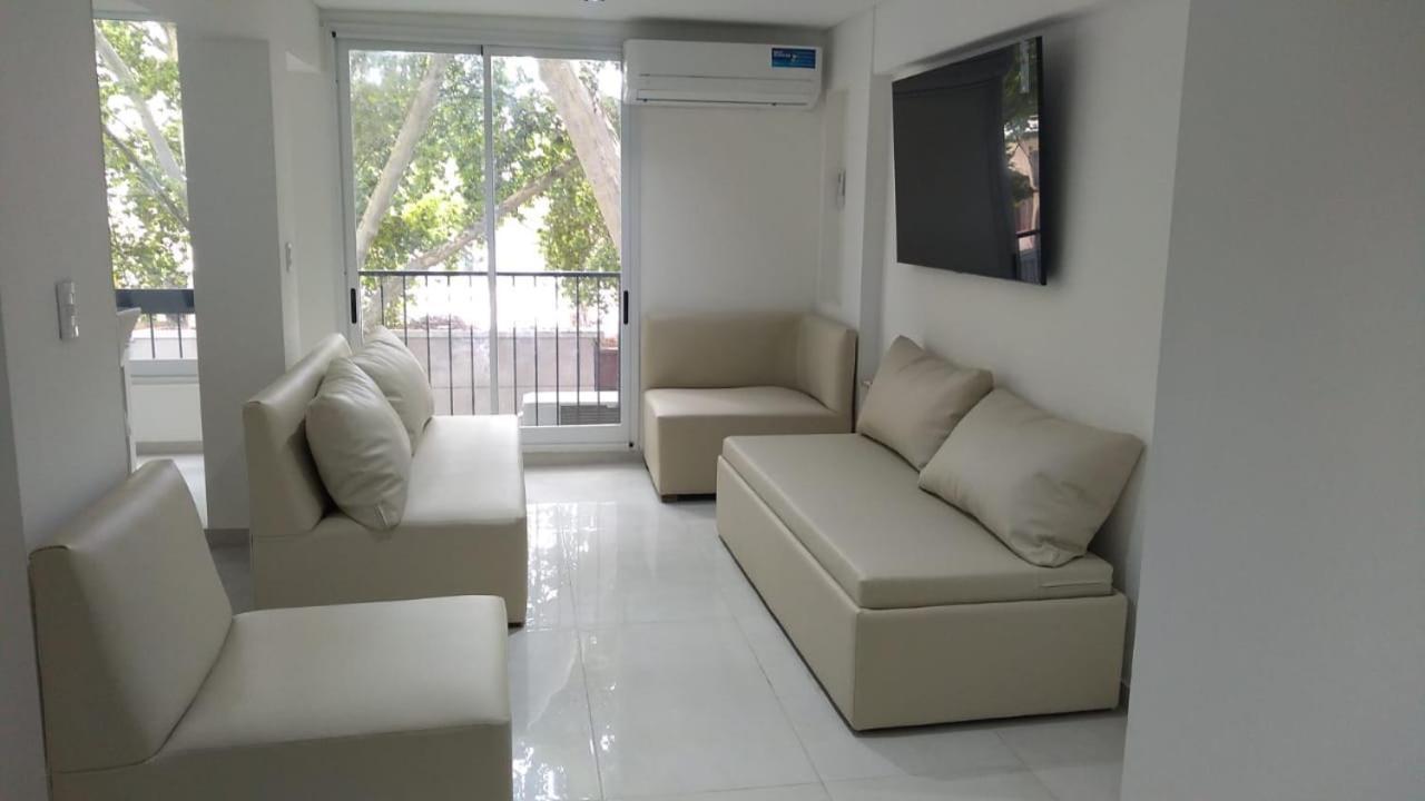 Amplio Departamento Balcon Pleno Centro Peatonal Appartement Mendoza Buitenkant foto